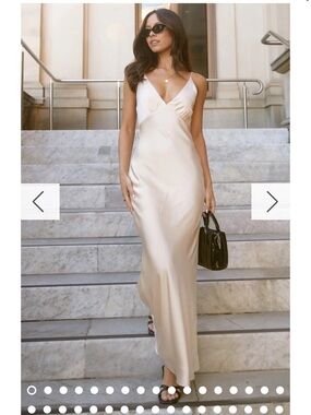 Ziah Maxi Dress - Champagne, soft gold, Billy J